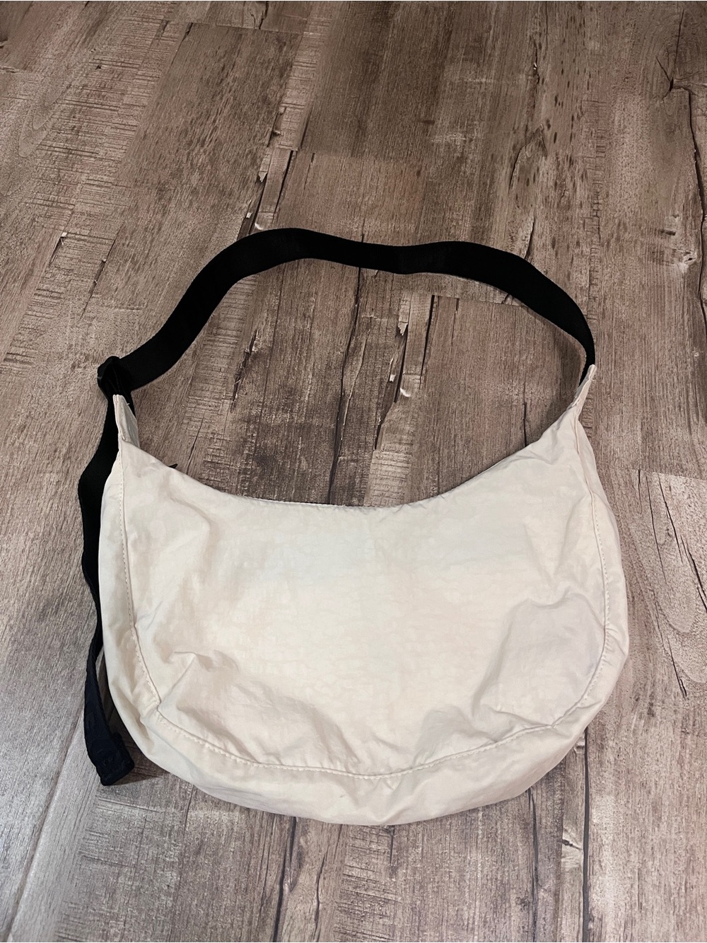 Baggu Medium Crescent Bag